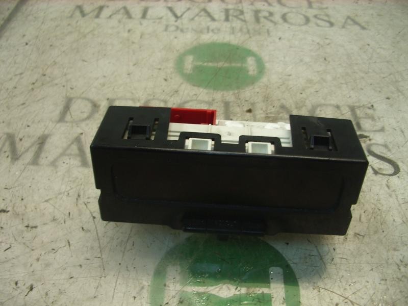 Recambio de mando multifuncion para renault megane ii berlina 5p confort expression referencia OEM IAM   