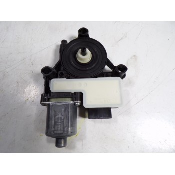 MOTOR ELEVALUNAS TRASERO DERECHO 5Q0959408A 5Q0959408A 0130822724