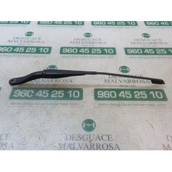 BRAZO LIMPIA DELANTERO DERECHO 