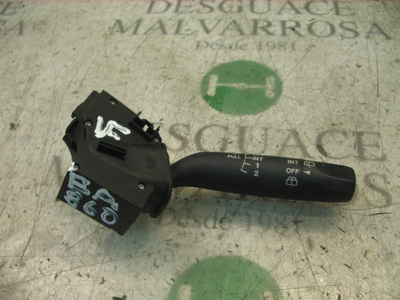 Recambio de mando limpia para mazda 2 berlina (dy) 1.4 crtd active referencia OEM IAM   