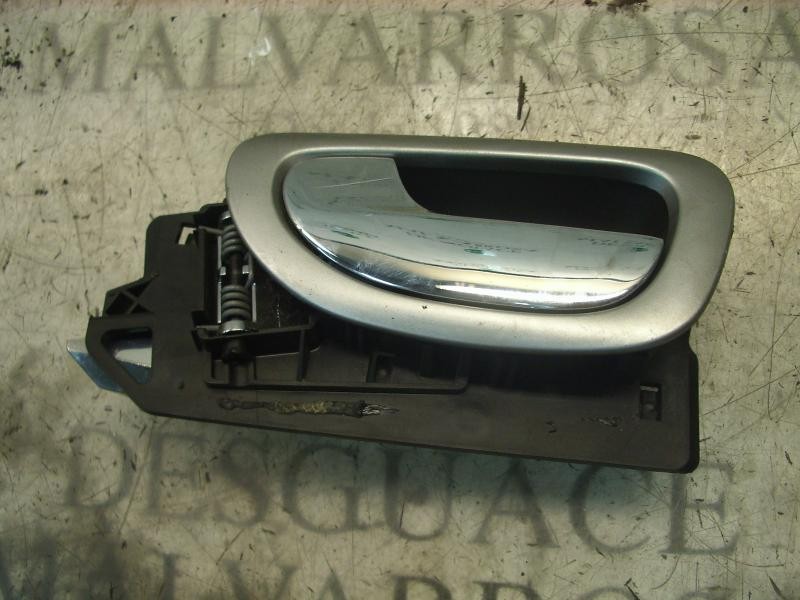 Recambio de maneta interior delantera izquierda para peugeot 307 break / sw (s1) break xs referencia OEM IAM   