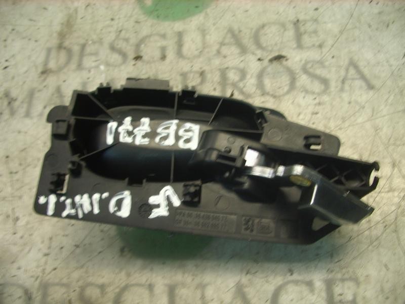 Recambio de maneta interior delantera izquierda para peugeot 307 break / sw (s1) break xs referencia OEM IAM   