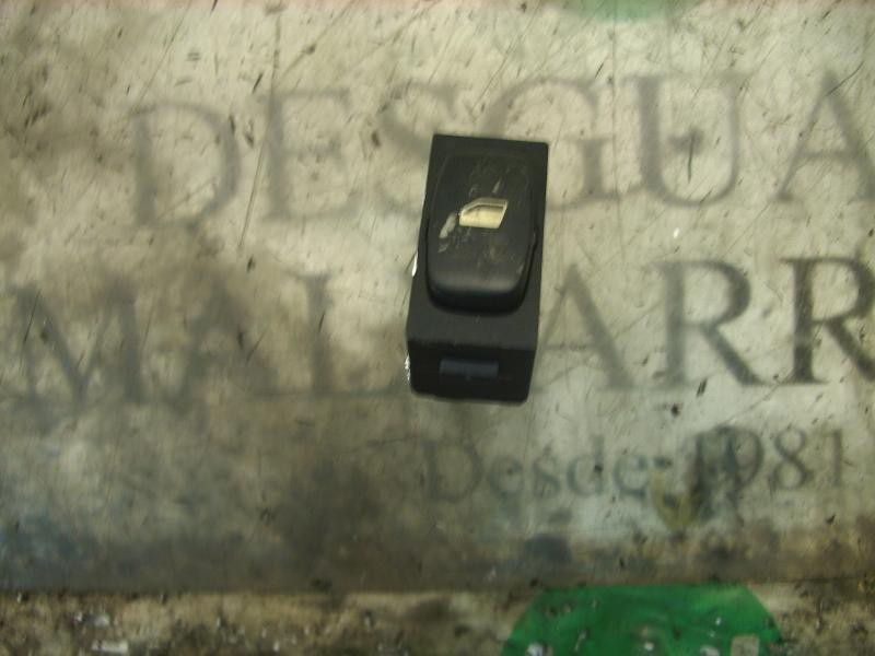 Recambio de mando elevalunas trasero derecho para peugeot 307 break / sw (s1) break xs referencia OEM IAM   