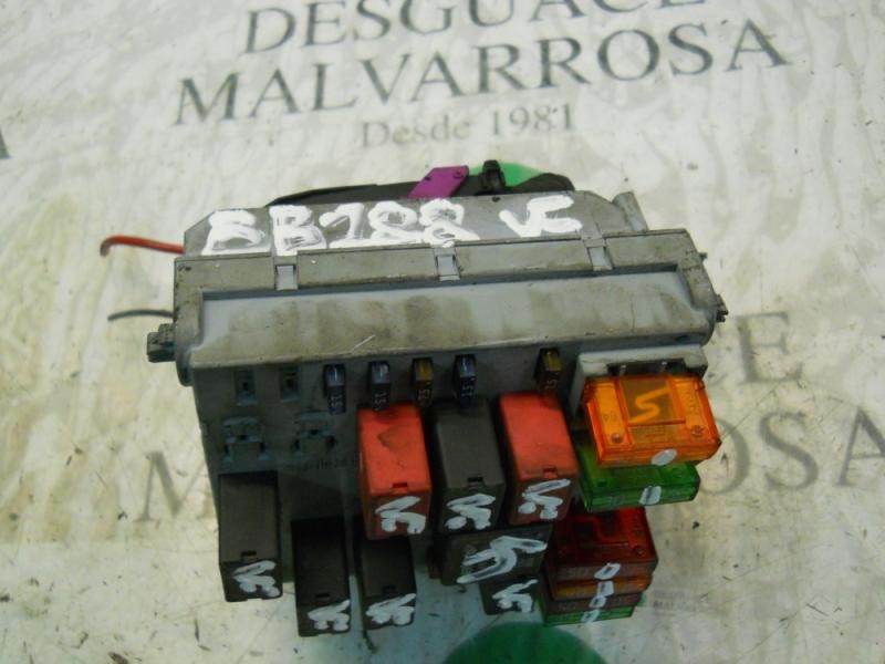 Recambio de caja reles / fusibles para alfa romeo 147 (190) 2.0 t.spark distinctive referencia OEM IAM   