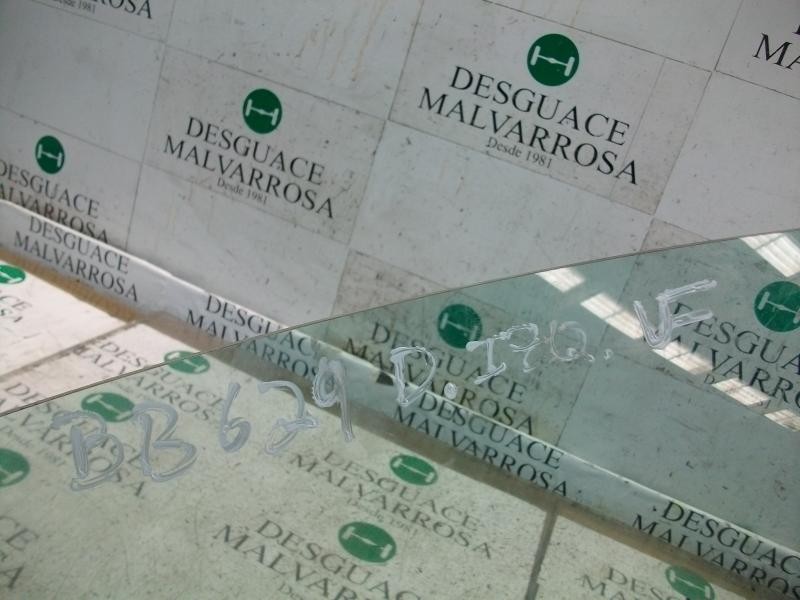 Recambio de cristal puerta delantero izquierdo para citroën c4 berlina collection referencia OEM IAM   