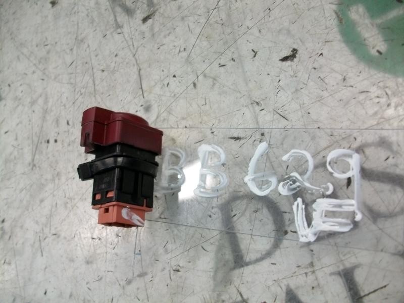 Recambio de warning para citroën c4 berlina collection referencia OEM IAM   