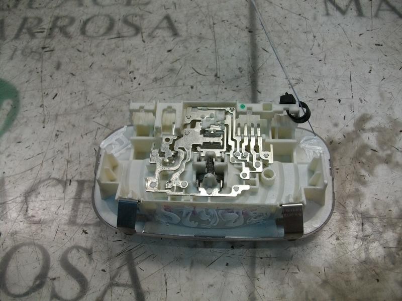 Recambio de piloto interior para citroën c4 berlina collection referencia OEM IAM   