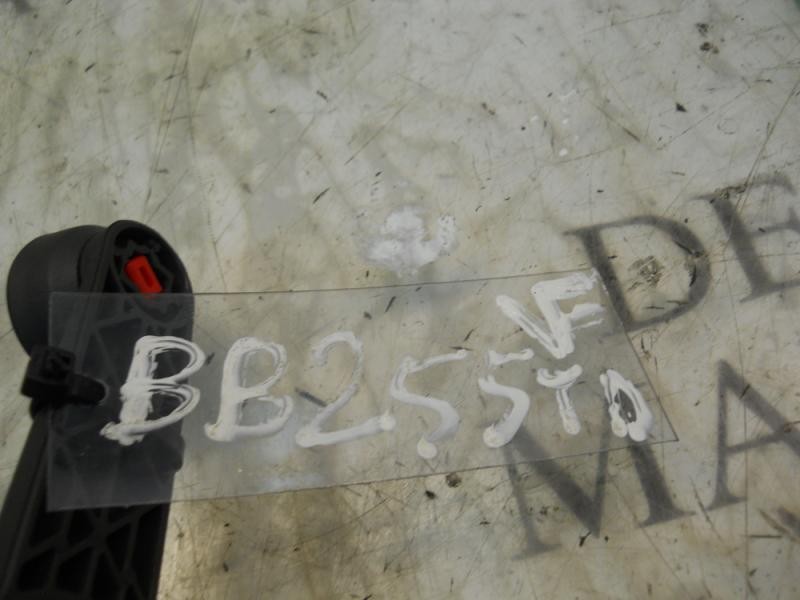 Recambio de maneta elevalunas trasera derecha para ford focus berlina (cap) ghia referencia OEM IAM 1237039  