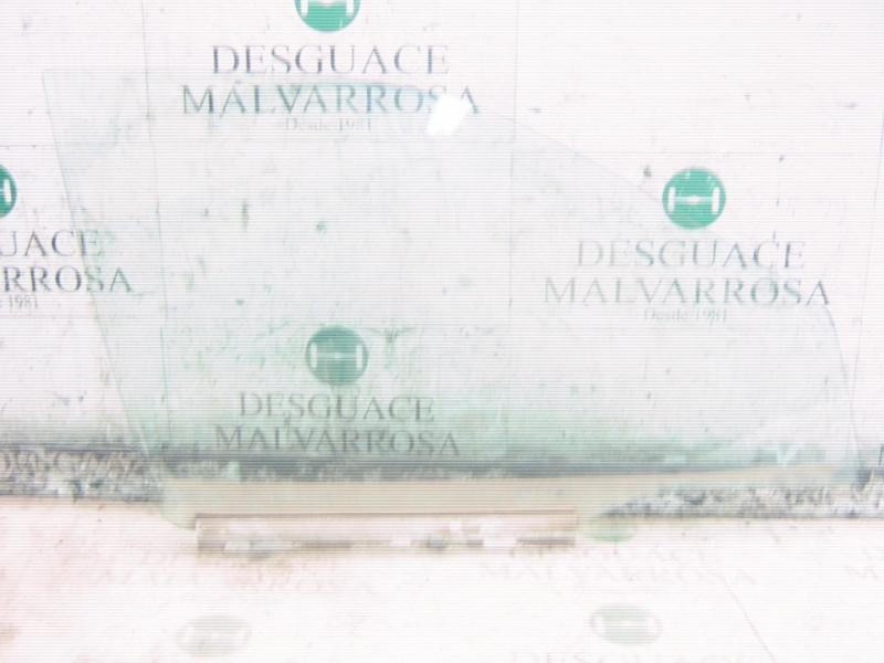 Recambio de cristal puerta delantero derecho para opel vectra b berlina básico referencia OEM IAM   