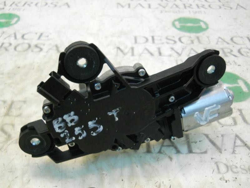 Recambio de motor limpia trasero para ford focus berlina (cap) ghia referencia OEM IAM 1689913  0390201582