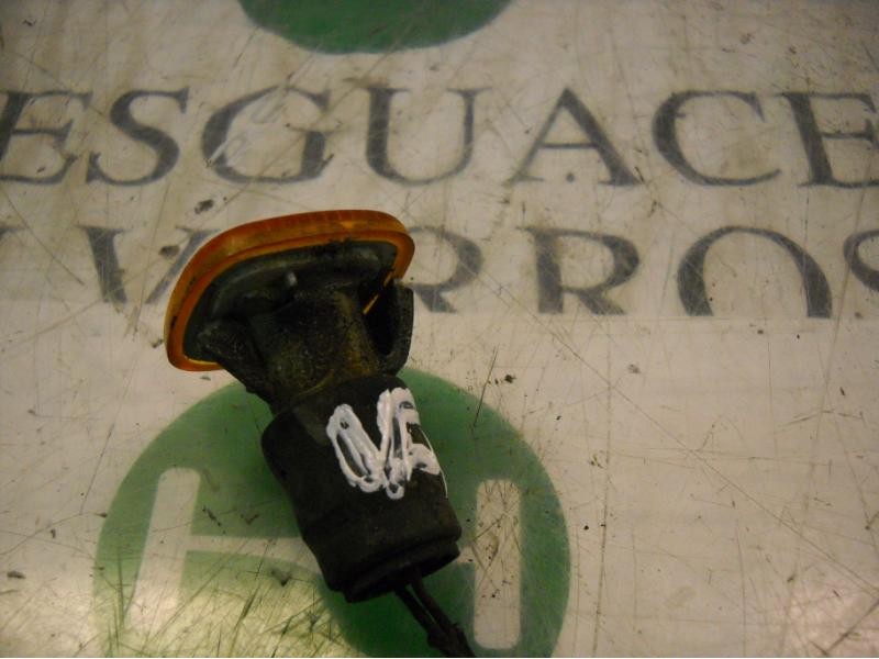 Recambio de piloto lateral derecho para audi a3 (8l) 1.9 tdi ambition referencia OEM IAM 4D0949127B  