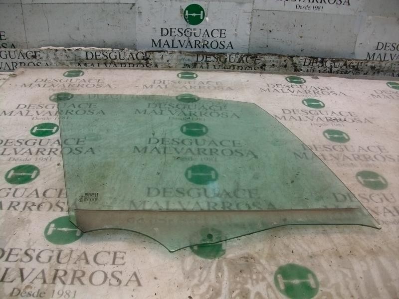 Recambio de cristal puerta delantero derecho para renault scenic ii confort dynamique referencia OEM IAM   