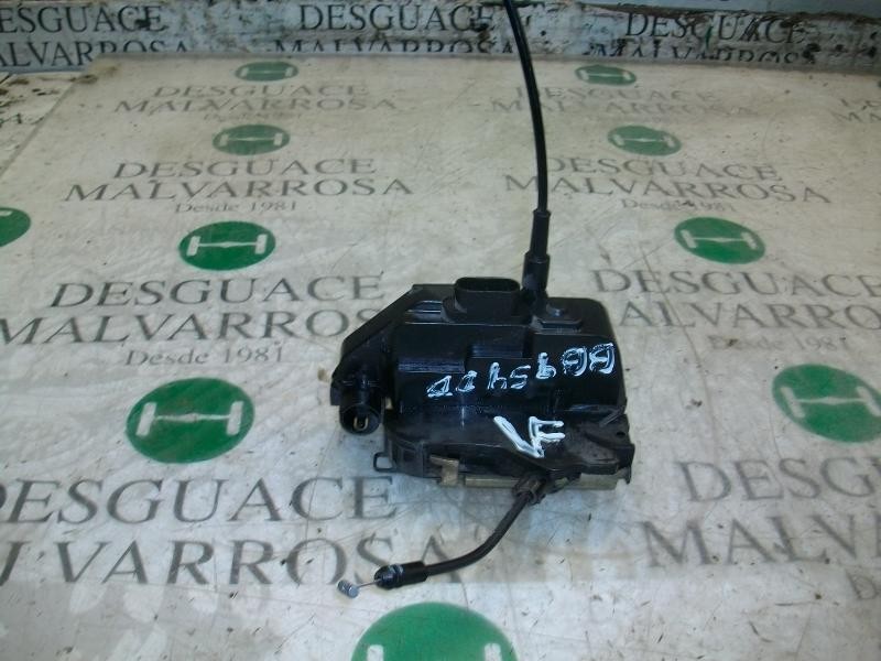 Recambio de cerradura puerta delantera derecha para renault scenic ii confort dynamique referencia OEM IAM   