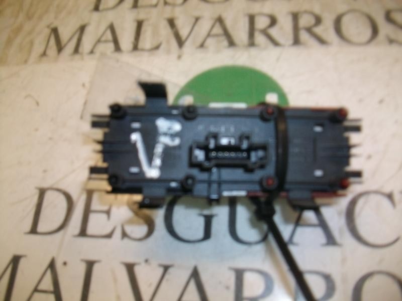 Recambio de warning para renault megane ii berlina 5p confort authentique referencia OEM IAM   