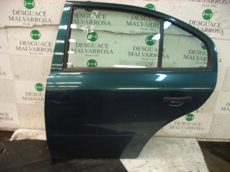 Recambio de puerta trasera izquierda para skoda octavia berlina (1u2) 1.6 referencia OEM IAM   