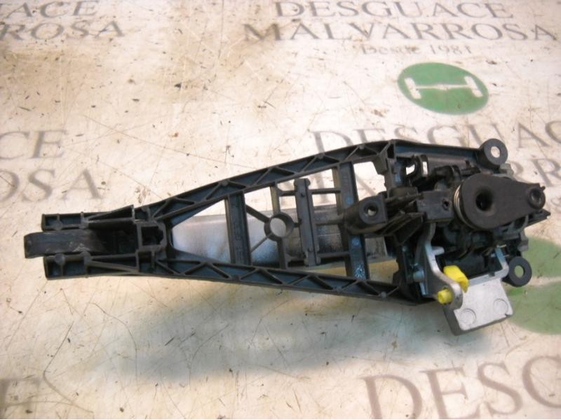 Recambio de maneta exterior delantera izquierda para opel astra h berlina cosmo referencia OEM IAM   