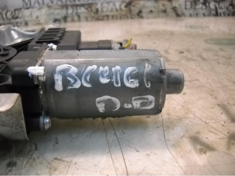 Recambio de elevalunas delantero derecho para opel astra h berlina cosmo referencia OEM IAM   