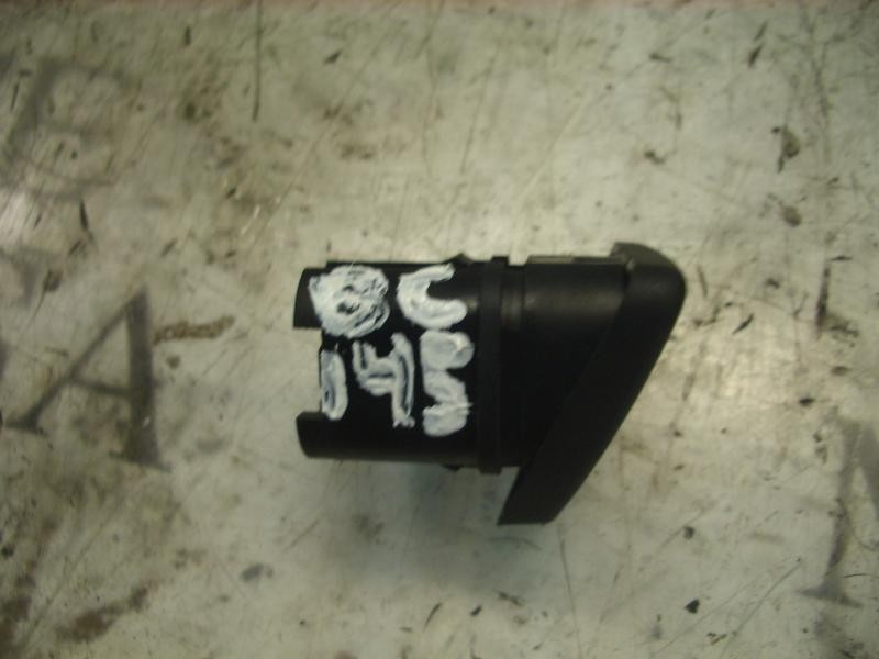 Recambio de warning para ford fiesta (cbk) trend referencia OEM IAM   