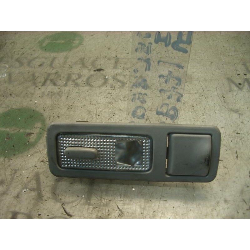 Recambio de piloto interior para peugeot 307 break / sw (s1) break xs referencia OEM IAM   