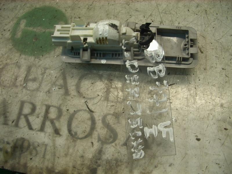 Recambio de piloto interior para peugeot 307 break / sw (s1) break xs referencia OEM IAM   