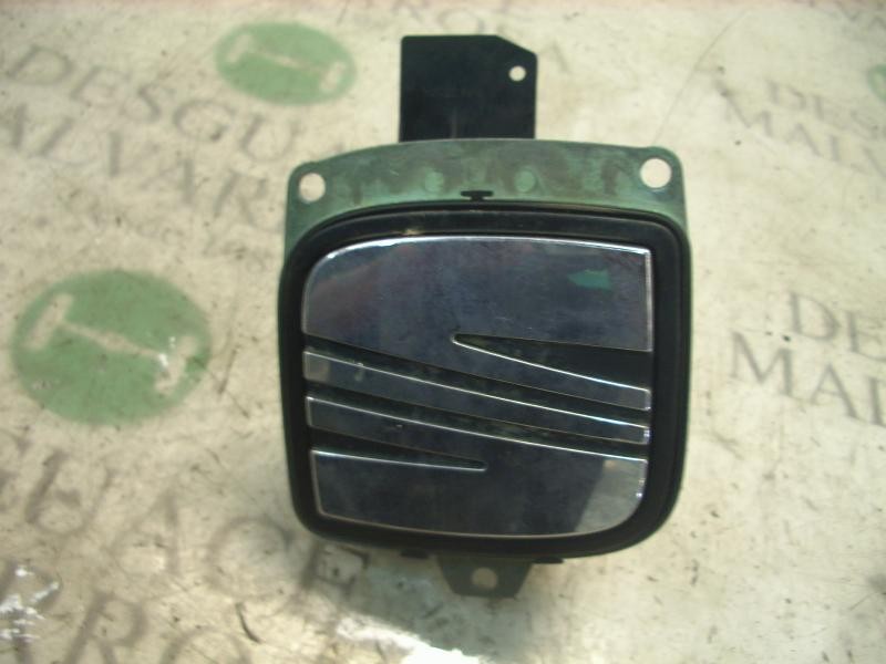 Recambio de maneta porton para seat ibiza (6l1) cool referencia OEM IAM 6L6827565B  