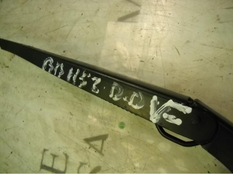 Recambio de brazo limpia delantero derecho para opel vectra c berlina cosmo referencia OEM IAM   