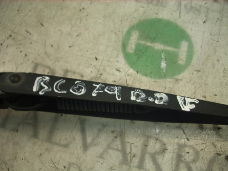 Recambio de brazo limpia delantero derecho para opel vectra c berlina comfort referencia OEM IAM   