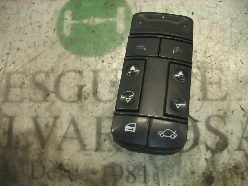 Recambio de mando elevalunas delantero izquierdo para opel vectra c berlina comfort referencia OEM IAM   