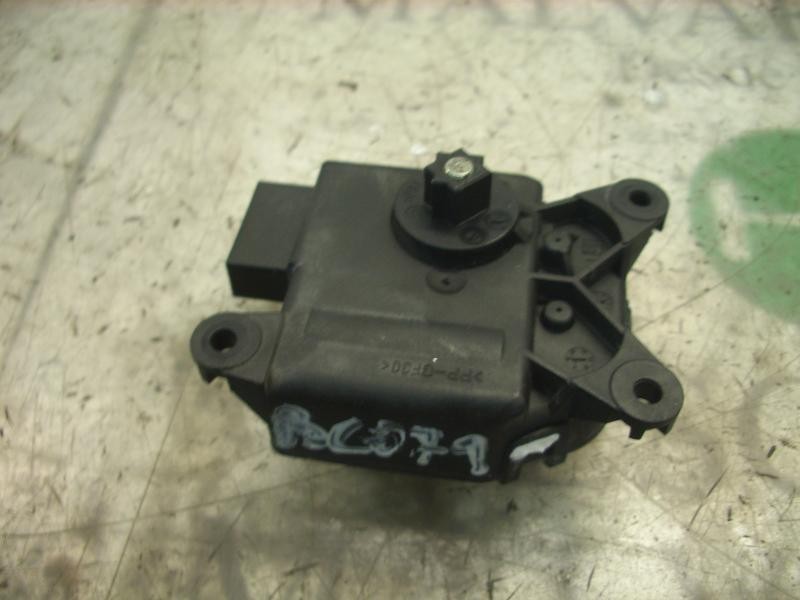 Recambio de motor apertura trampillas climatizador para opel vectra c berlina comfort referencia OEM IAM   