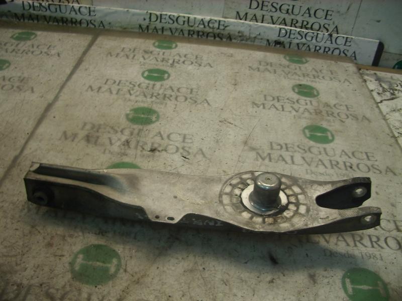 Recambio de brazo suspension inferior trasero izquierdo para opel vectra c berlina comfort referencia OEM IAM   