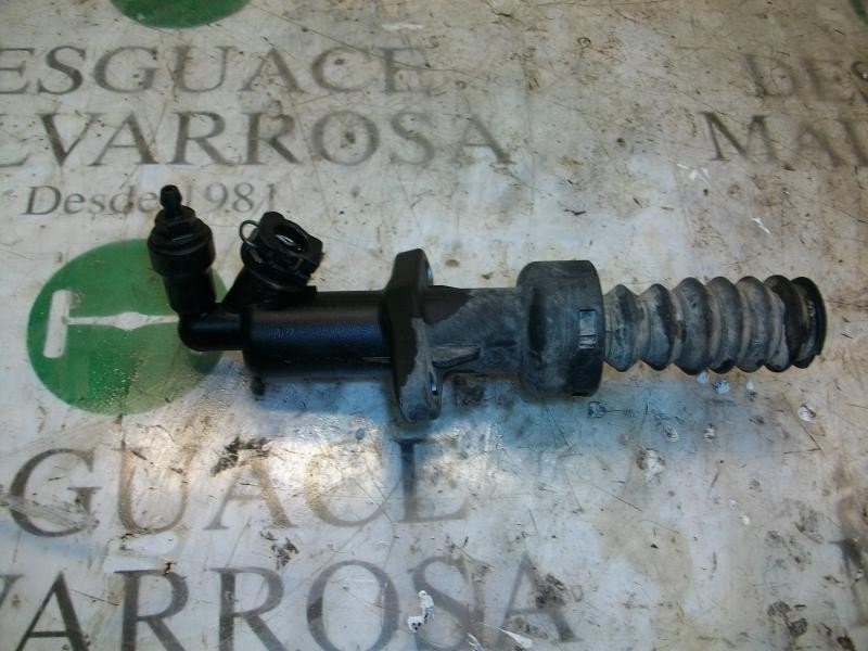 Recambio de bombin embrague para citroën c4 berlina collection referencia OEM IAM   