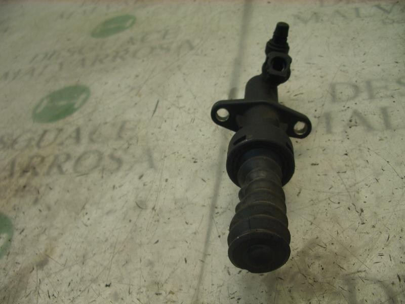 Recambio de bombin embrague para peugeot 307 (s1) xs referencia OEM IAM   