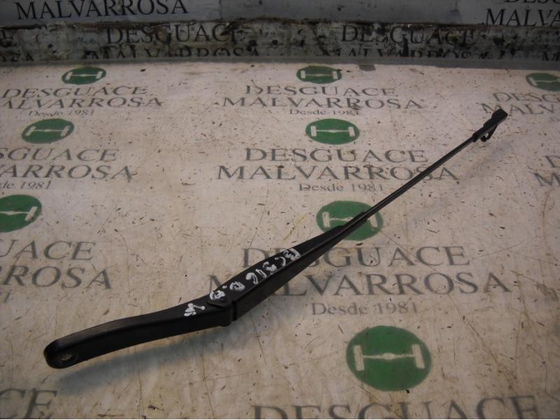 Recambio de brazo limpia delantero derecho para opel astra h berlina essentia referencia OEM IAM   