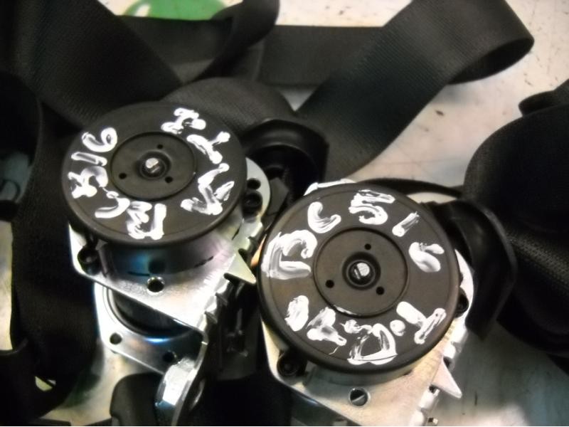 Recambio de cinturon seguridad trasero para opel astra h berlina essentia referencia OEM IAM   