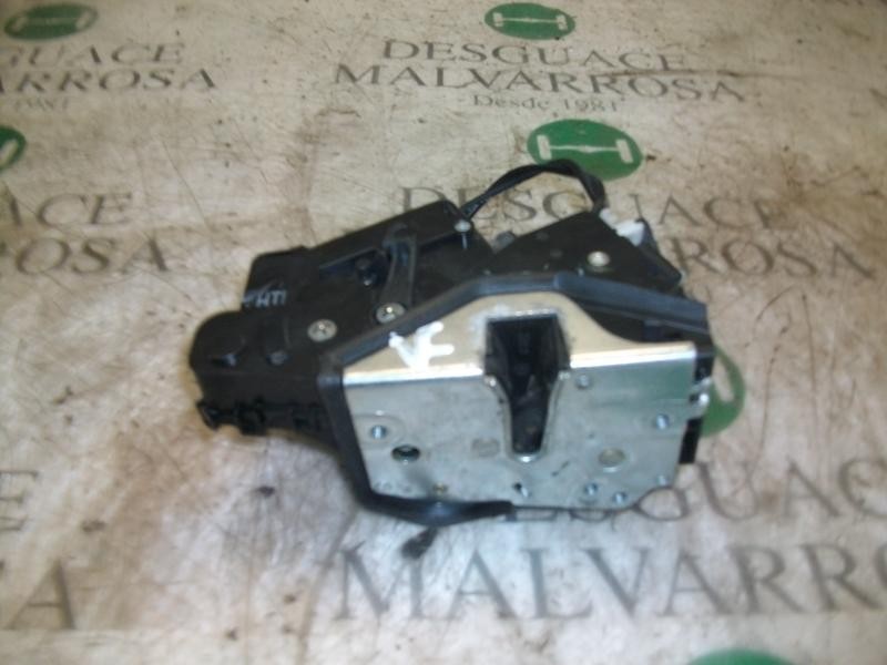 Recambio de cerradura puerta trasera izquierda para bmw serie 3 berlina (e46) 320d referencia OEM IAM 51227011309  