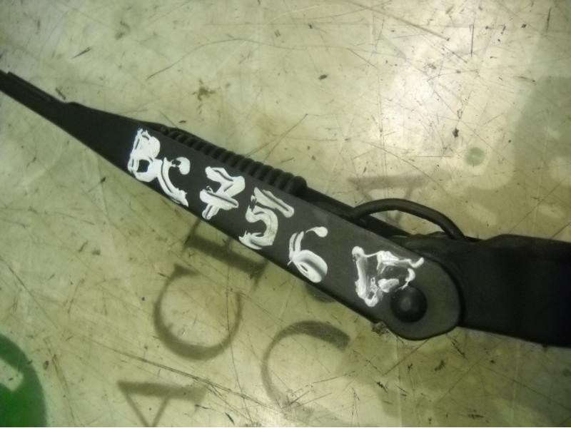 Recambio de brazo limpia delantero izquierdo para opel corsa c comfort referencia OEM IAM   