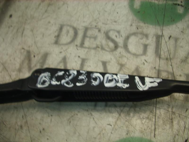 Recambio de brazo limpia delantero izquierdo para renault kangoo (f/kc0) authentique oasis referencia OEM IAM   