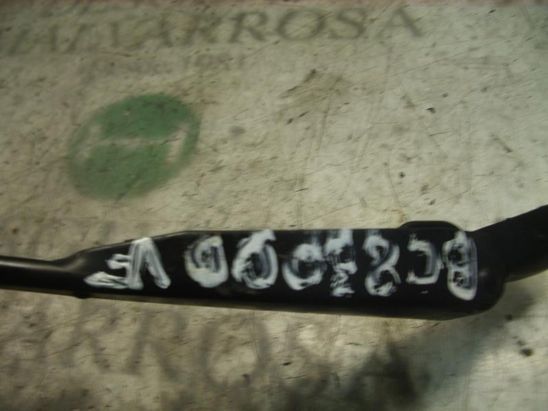 Recambio de brazo limpia delantero derecho para renault kangoo (f/kc0) authentique oasis referencia OEM IAM   