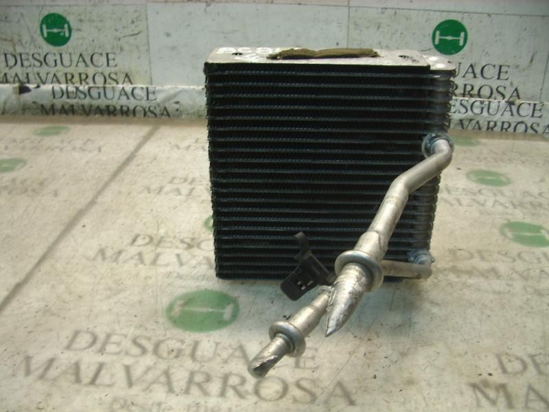 Recambio de evaporador aire acondicionado para ford fiesta (cbk) ghia referencia OEM IAM   