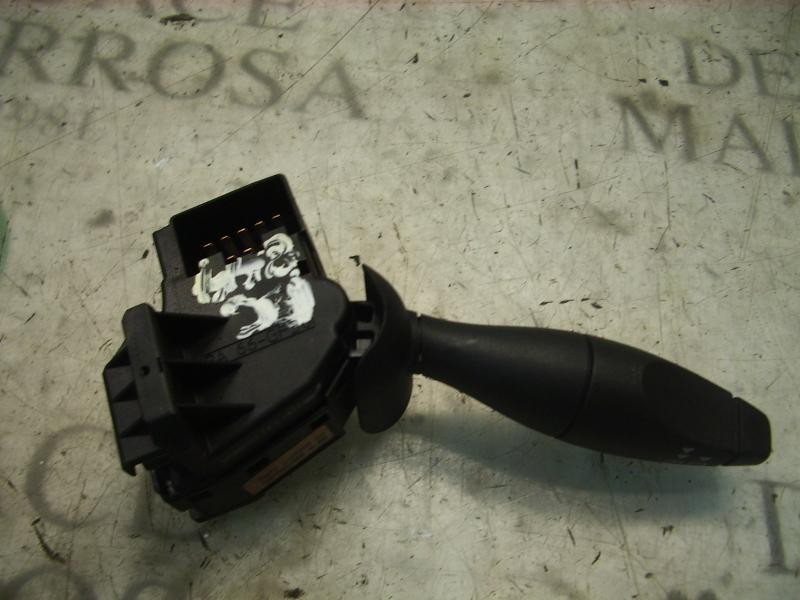 Recambio de mando limpia para ford fiesta (cbk) ghia referencia OEM IAM   