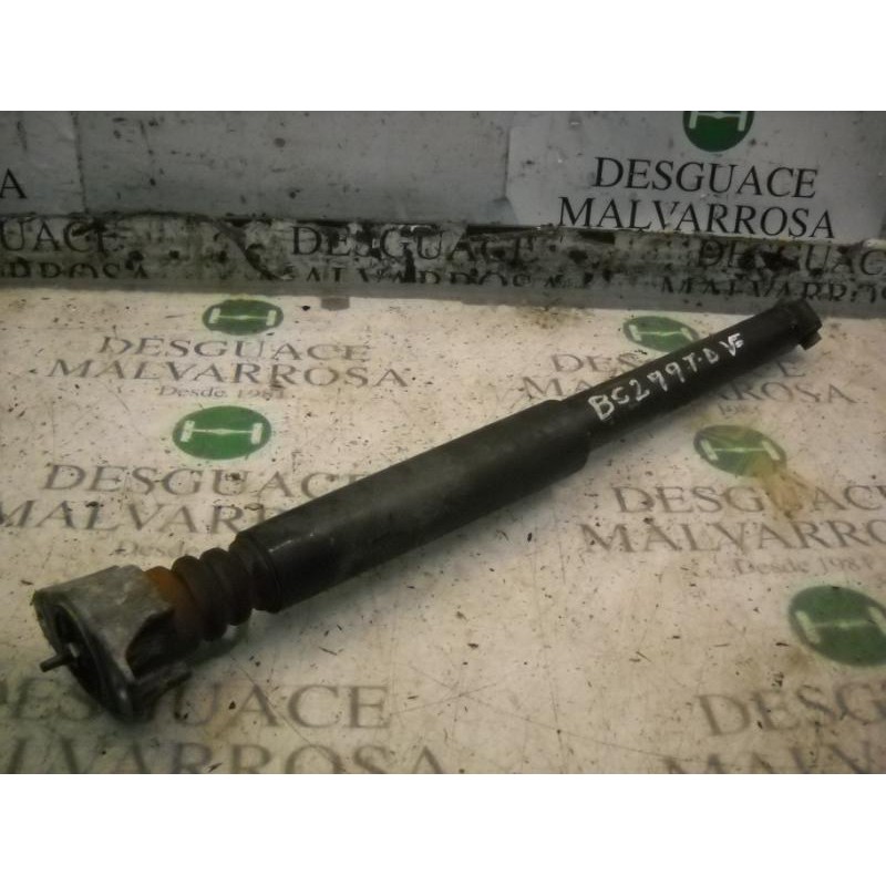 Recambio de amortiguador trasero derecho para mazda 3 berlina (bk) 1.6 crdt active referencia OEM IAM   