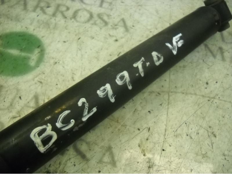 Recambio de amortiguador trasero derecho para mazda 3 berlina (bk) 1.6 crdt active referencia OEM IAM   