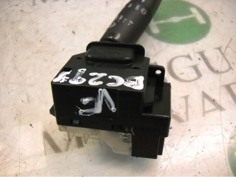 Recambio de mando limpia para mazda 3 berlina (bk) 1.6 crdt active referencia OEM IAM   