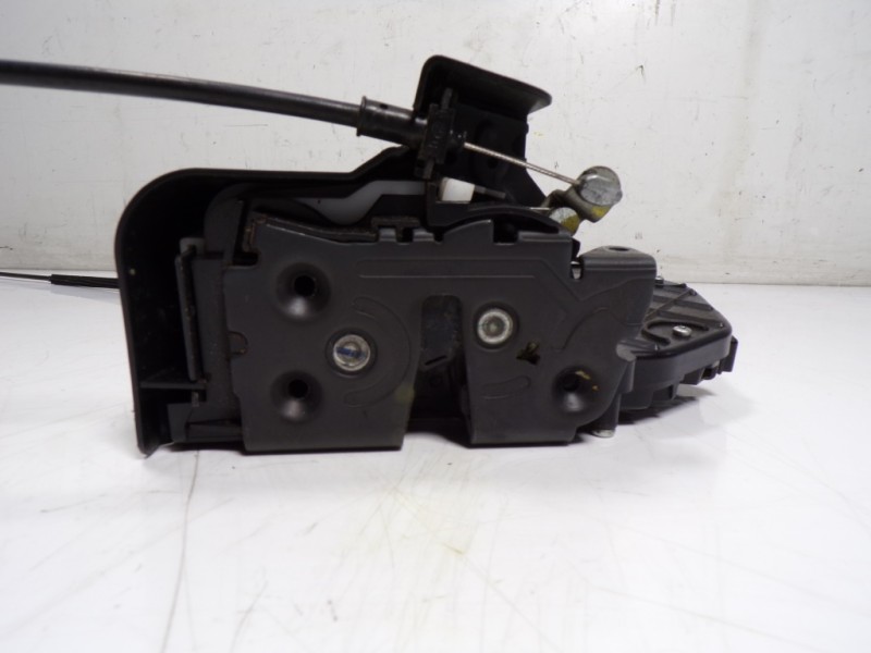 Recambio de cerradura puerta delantera derecha para volvo c30 2.4 20v diesel referencia OEM IAM 31253662 30753664 