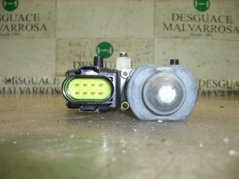 Recambio de motor elevalunas delantero izquierdo para audi a4 berlina (b5) 1.9 tdi referencia OEM IAM   