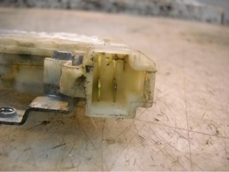 Recambio de motor c/c trasero izquierdo para nissan almera tino (v10m) comfort referencia OEM IAM   