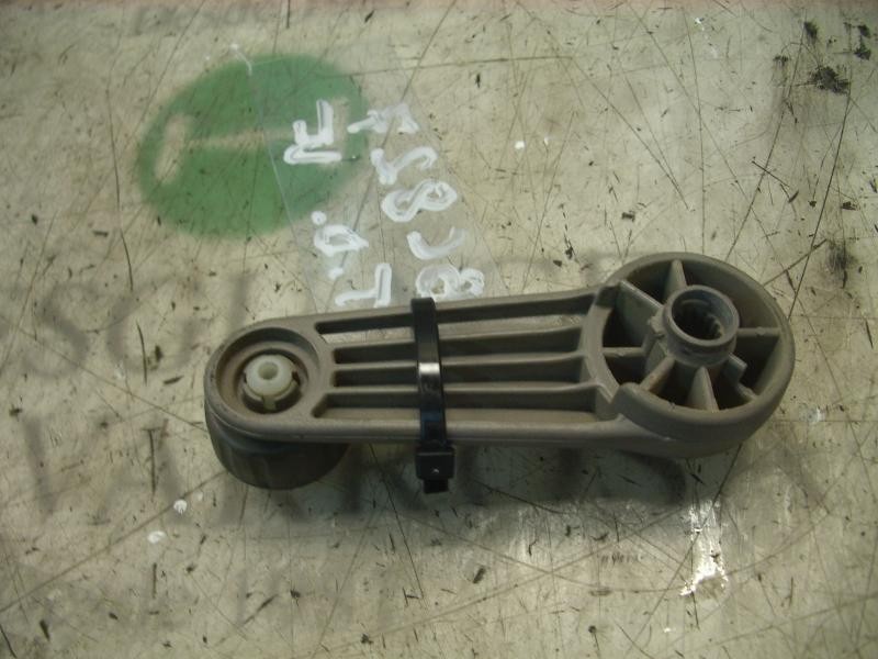 Recambio de maneta elevalunas trasera derecha para nissan almera tino (v10m) comfort referencia OEM IAM 80760BM610  