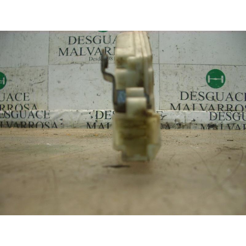 Recambio de motor c/c trasero izquierdo para nissan almera tino (v10m) comfort referencia OEM IAM  82553BM760 