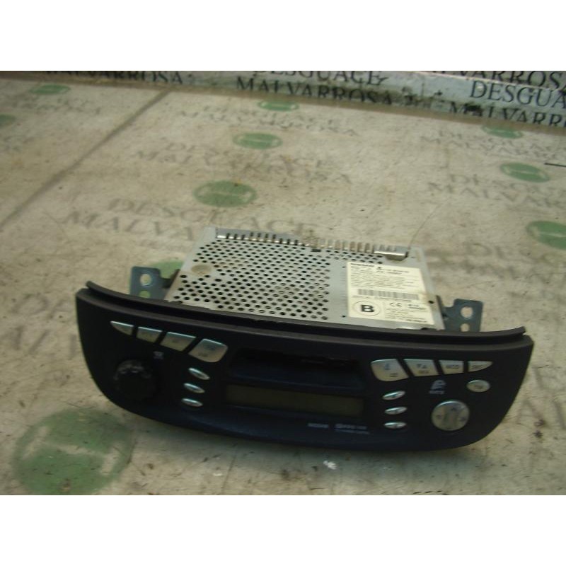 Recambio de sistema audio / radio cd para nissan almera tino (v10m) comfort referencia OEM IAM 28113BU015 28113BU015 