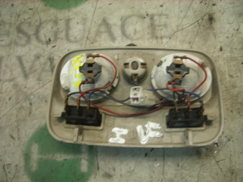 Recambio de piloto interior para nissan almera tino (v10m) comfort referencia OEM IAM 26430BU500  